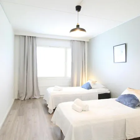 Spacious For 4 Tampere