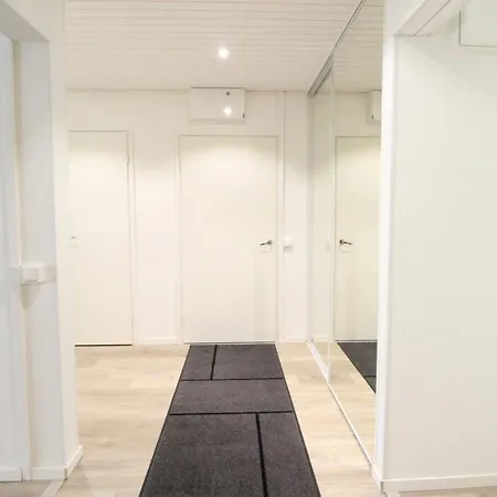 Spacious For 4 * Tampere